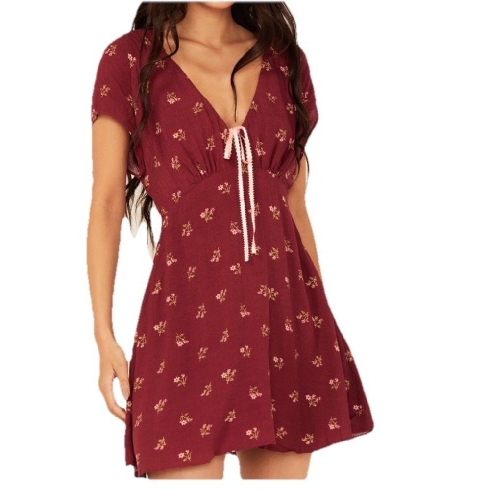 FREE PEOPLE Everyone's Favorite Mini Dress Women Medium Burgundy Red Floral Boho